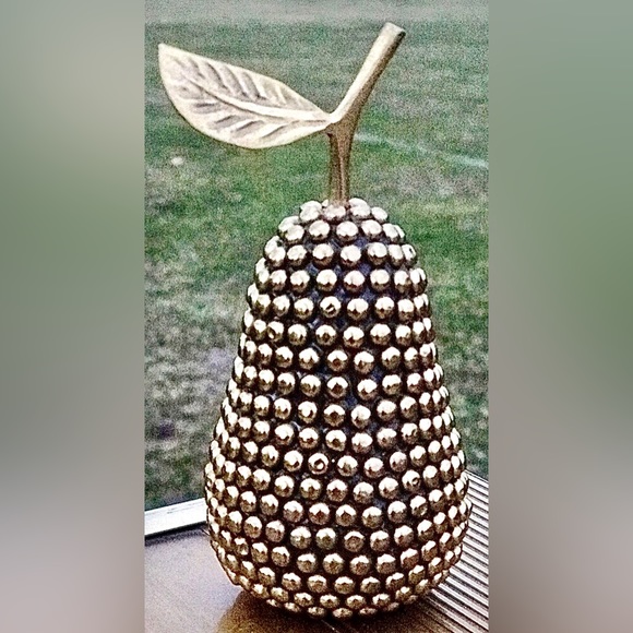 Vintage Mid Century Decorative Bronze Brass Hobnail Studded Metal Figural Pear - Picture 9 of 10